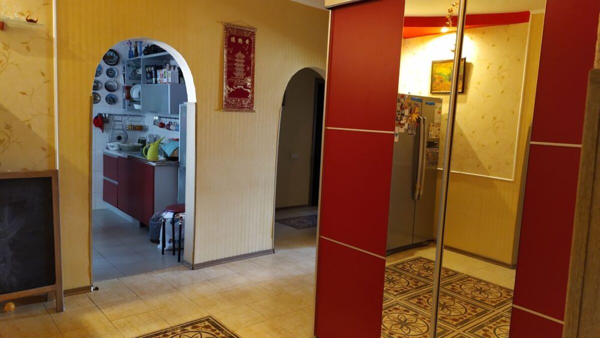 ��������� ������!!! 4-� ���. 115 �2 ���� 1