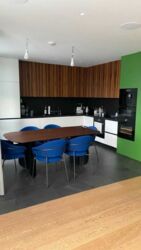 ������ 4� ��������, 142�2, �� ������, ������ ����� 21, �������� ���� 5