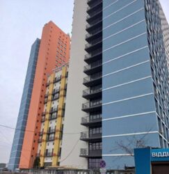 1-�. ���в����� �������� � �� 'Twin House'. ���. ������ 1. ���� 5