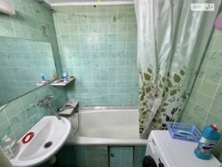 ������ 2� �������� 48.6 ��. � �� ���. ������������ 28� ���� 9