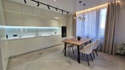 �� SEVEN - 2-� ���� 8