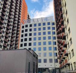 1-�. ���в����� �������� � �� 'Twin House'. ���. ������ 1. ���� 1