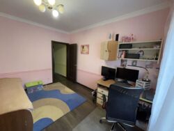 ������� 3� �������� 93.8 ��.�. �� ��. ��������� 15 ���� 18