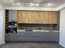 4-� ��� ��������, ��������, 142 �2, ������ ����� 21, �� ������ ���� 1