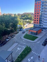 ��������� �������� �� ��������������, 65,1 ��.� + ������� 4,6 ��.� ���� 9