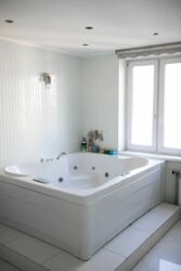 2-�� ������� �������� ��� River Mall ���� 13