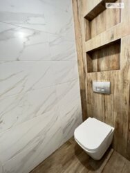 ������ 3� �������� 85.1 ��. � �� ���. ����������� 4 ���� 6