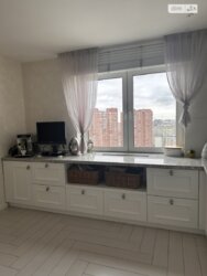 ������ 3� �������� 121 ��. � �� �����. ����� ���������� 23 ���� 3