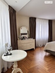 ������ 3� �������� 121 ��. � �� �����. ����� ���������� 23 ���� 19