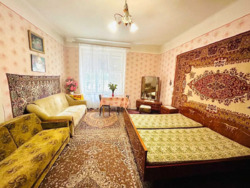 Продається квартира Закарпатська, Ужгород, Центр, набережна Незалежності фото 1 Продається квартира Закарпатська, Ужгород, Центр, набережна Незалежності фото 1