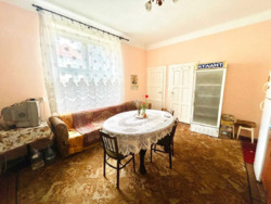 Продається квартира Закарпатська, Ужгород, Центр, набережна Незалежності фото 3 Продається квартира Закарпатська, Ужгород, Центр, набережна Незалежності фото 3