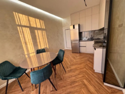 Продається квартира Закарпатська, Ужгород, Капушанська, 170 фото 1 Продається квартира Закарпатська, Ужгород, Капушанська, 170 фото 1