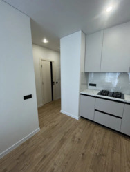 Продається квартира Закарпатська, Ужгород, Новий, Баб'яка 8 фото 1 Продається квартира Закарпатська, Ужгород, Новий, Баб'яка 8 фото 1