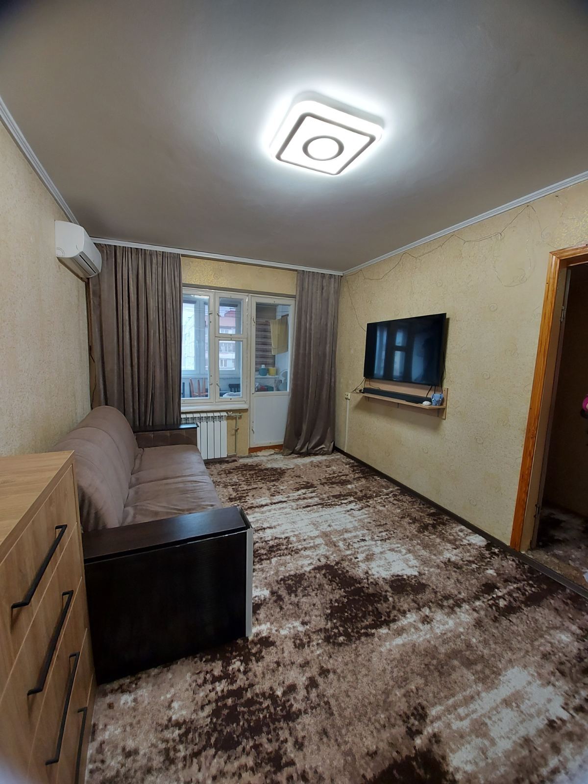 Продам 1к. квартиру в центрі Південного мікрорайону. фото 1 Продам 1к. квартиру в центрі Південного мікрорайону. фото 1