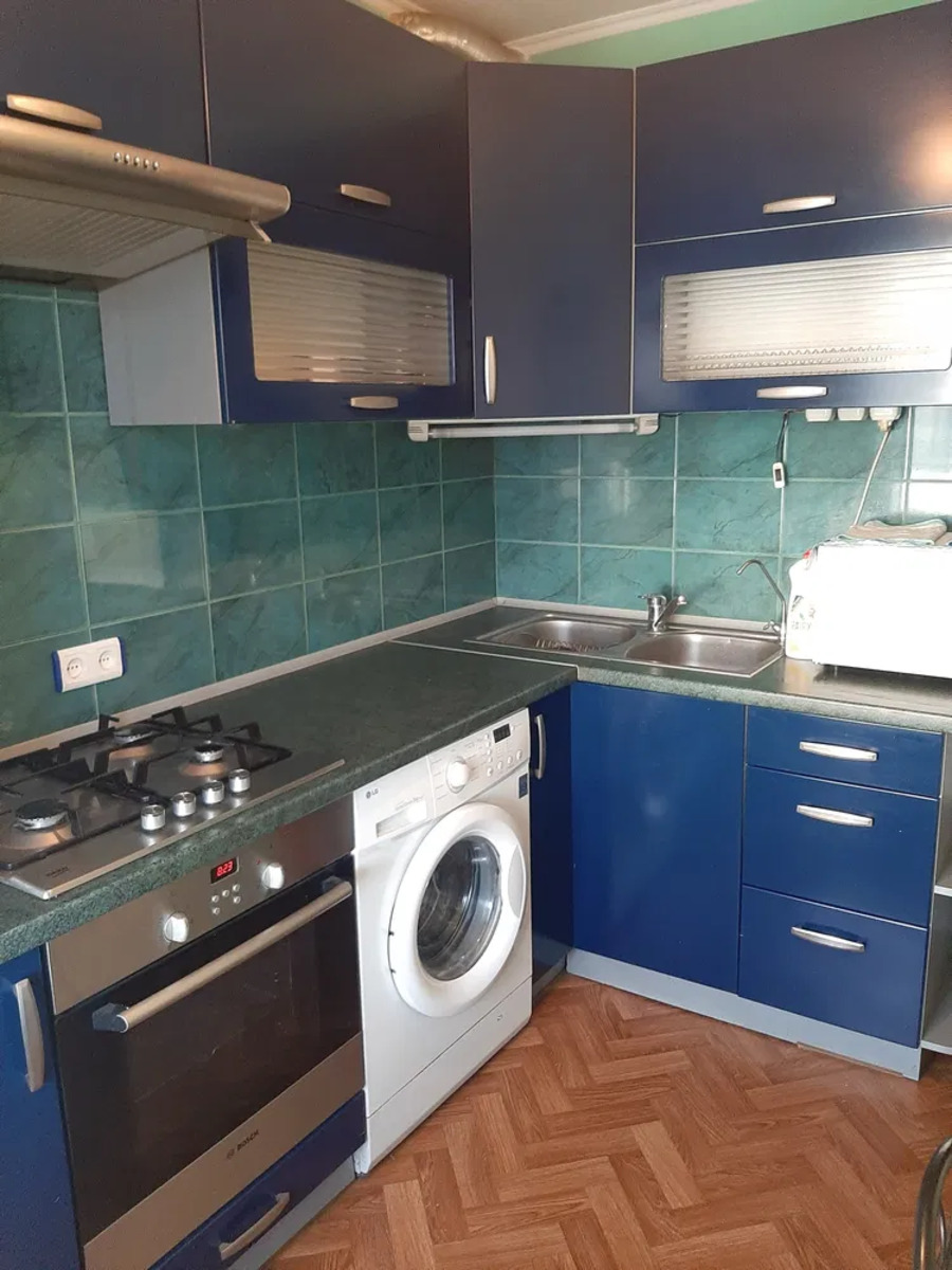 Продається квартира Запорізька, Запоріжжя, Олександрівський, Малий ринок, Академіка Амосова вулиця, 63 фото 1 Продається квартира Запорізька, Запоріжжя, Олександрівський, Малий ринок, Академіка Амосова вулиця, 63 фото 1