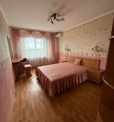 ЧЕРЕМУШКІ!!! 3 - кімнатна з кап. ремонтом. ГАЗ!! фото 2 ЧЕРЕМУШКІ!!! 3 - кімнатна з кап. ремонтом. ГАЗ!! фото 2