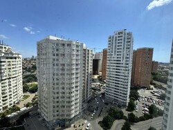 Таїрово! 2-кімнатна простора квартира з великою кухнею. Панорамні вікна. фото 8 Таїрово! 2-кімнатна простора квартира з великою кухнею. Панорамні вікна. фото 8