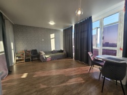 1 к. кв. 47 м² с ремонтом и мебелью в ЖК «4 Сезона» фото 2 1 к. кв. 47 м² с ремонтом и мебелью в ЖК «4 Сезона» фото 2