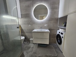 1 к. кв. 47 м² с ремонтом и мебелью в ЖК «4 Сезона» фото 11 1 к. кв. 47 м² с ремонтом и мебелью в ЖК «4 Сезона» фото 11
