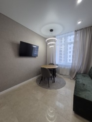 Продам 1-комн.квартиру с ремонтом. 66 ЖЕМЧУЖИНА на Краснова KADORR City фото 10 Продам 1-комн.квартиру с ремонтом. 66 ЖЕМЧУЖИНА на Краснова KADORR City фото 10