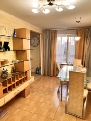 Продам 4х- ком. кв. на Краснова/Толбухина с парковкой и кладовкой. фото 1 Продам 4х- ком. кв. на Краснова/Толбухина с парковкой и кладовкой. фото 1