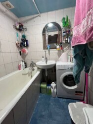 Простора 3-кімнатна квартира на Таїрова з підвалом та двома балконами. фото 4 Простора 3-кімнатна квартира на Таїрова з підвалом та двома балконами. фото 4