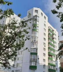 Продаж квартири на Виставці фото 1 Продаж квартири на Виставці фото 1