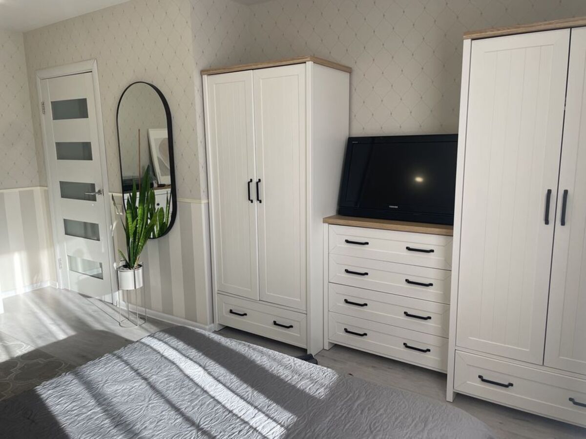 Продається квартира Київська, Києво-Святошинський, Софіївська Борщагівка, Яблунева, 5 фото 1 Продається квартира Київська, Києво-Святошинський, Софіївська Борщагівка, Яблунева, 5 фото 1