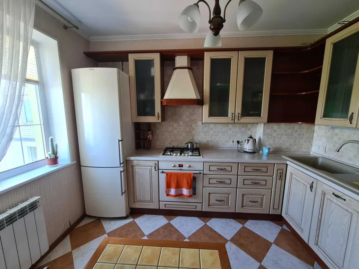 Продається квартира Київ, Шевченківський, Академіка Ромоданова вул. (Пугачова), 11-15, м. Лук'янівська фото 1 Продається квартира Київ, Шевченківський, Академіка Ромоданова вул. (Пугачова), 11-15, м. Лук'янівська фото 1