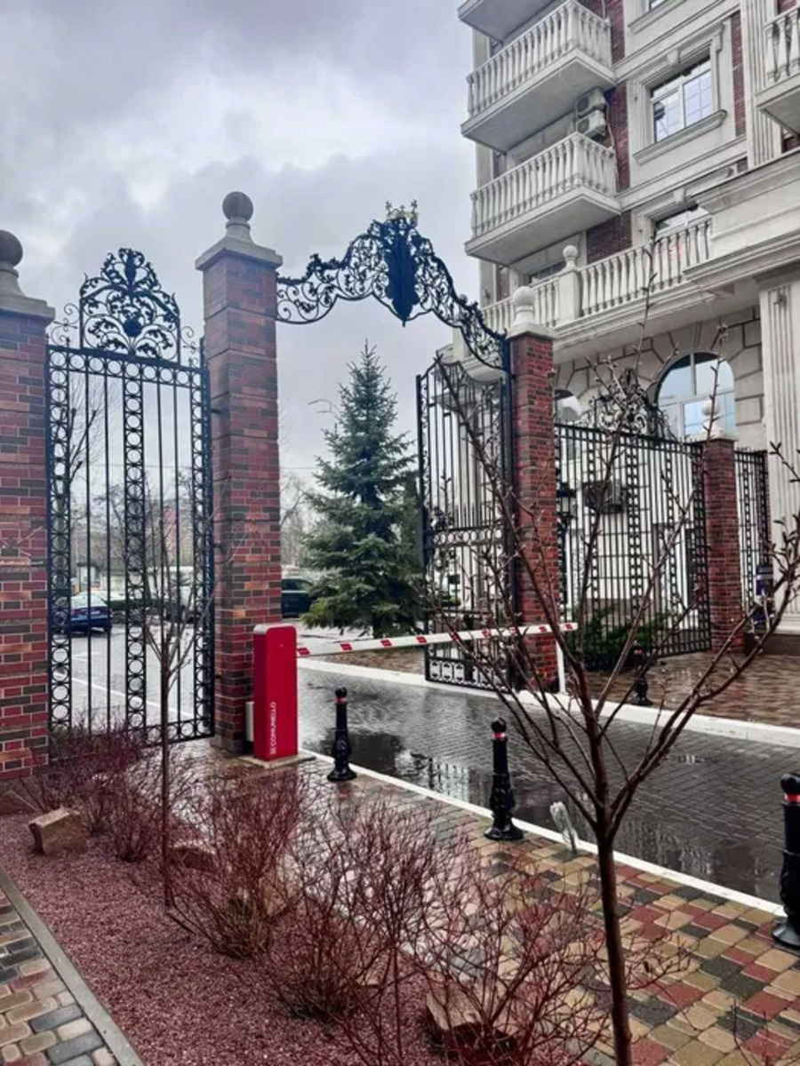 Продається квартира Михайла Максимовича вул. (Онуфрія Трутенка), 26, Київ, Голосіївський, м. Васильківська фото 1 Продається квартира Михайла Максимовича вул. (Онуфрія Трутенка), 26, Київ, Голосіївський, м. Васильківська фото 1