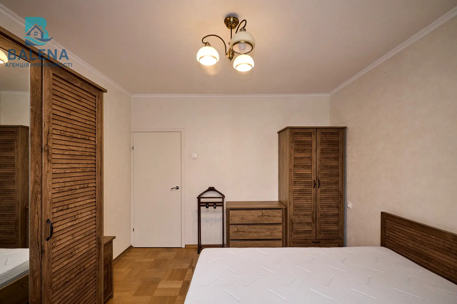 Продається квартира Київ, Голосіївський, Антоновича вул. (Горького), 125, м. Палац Україна фото 1 Продається квартира Київ, Голосіївський, Антоновича вул. (Горького), 125, м. Палац Україна фото 1