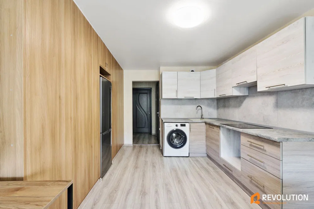 Продається квартира Київ, Дніпровський, Миропільська вул., 15Б фото 1 Продається квартира Київ, Дніпровський, Миропільська вул., 15Б фото 1