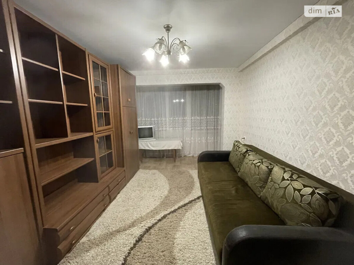 Північно-Броварський Масив, вул. Міста Шалетт, 3 фото 1 Північно-Броварський Масив, вул. Міста Шалетт, 3 фото 1