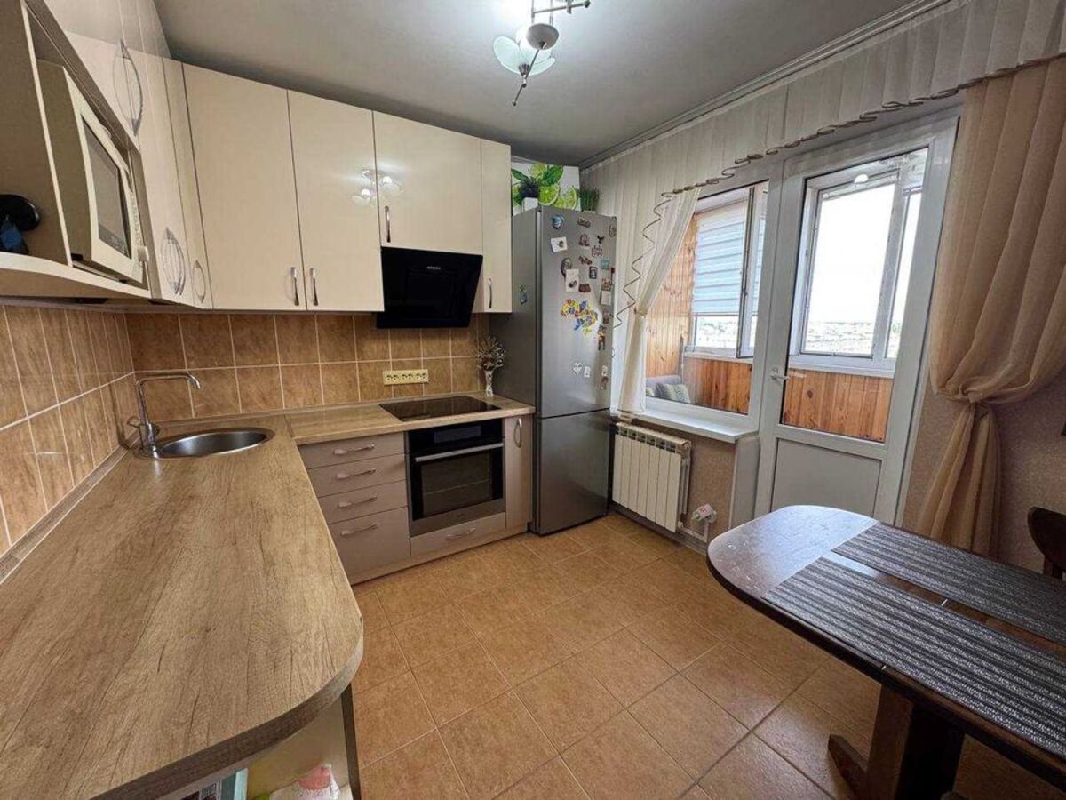   , , ,  ʳ . (), 15, .   1