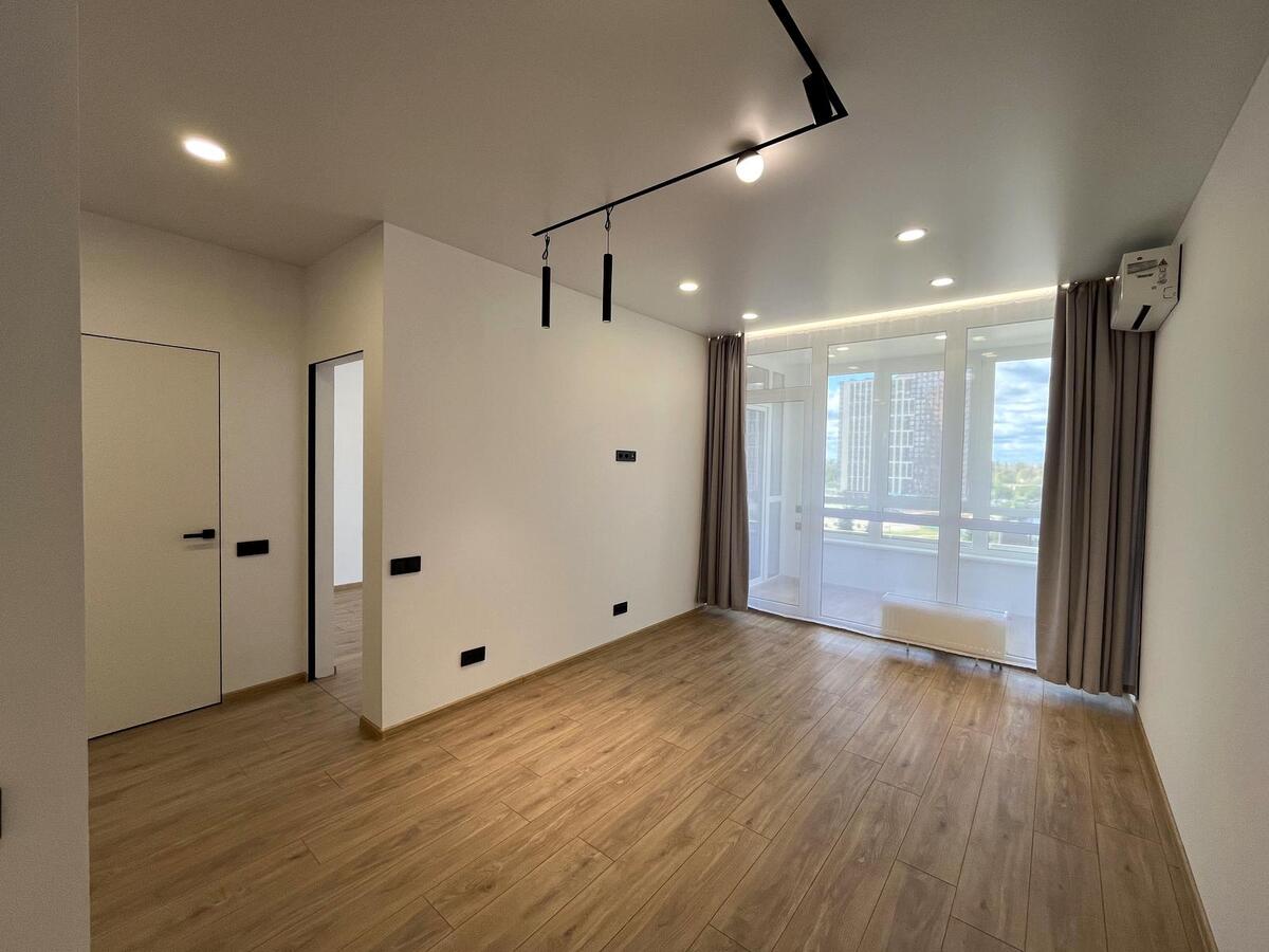   , , , ³  . (ϳ-), 10  1