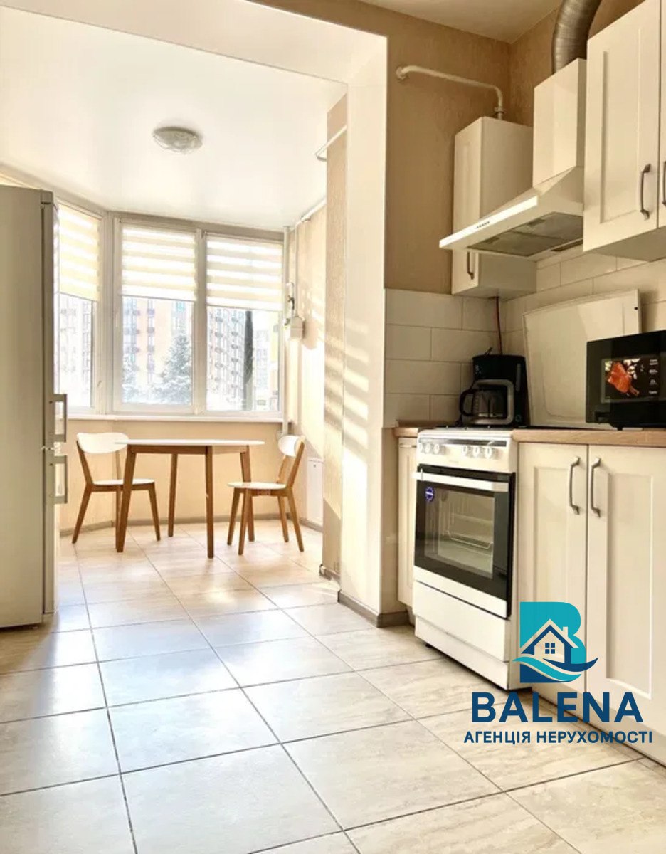 Продається квартира Київська, Києво-Святошинський, Софіївська Борщагівка, Мартинова, 8 фото 1 Продається квартира Київська, Києво-Святошинський, Софіївська Борщагівка, Мартинова, 8 фото 1