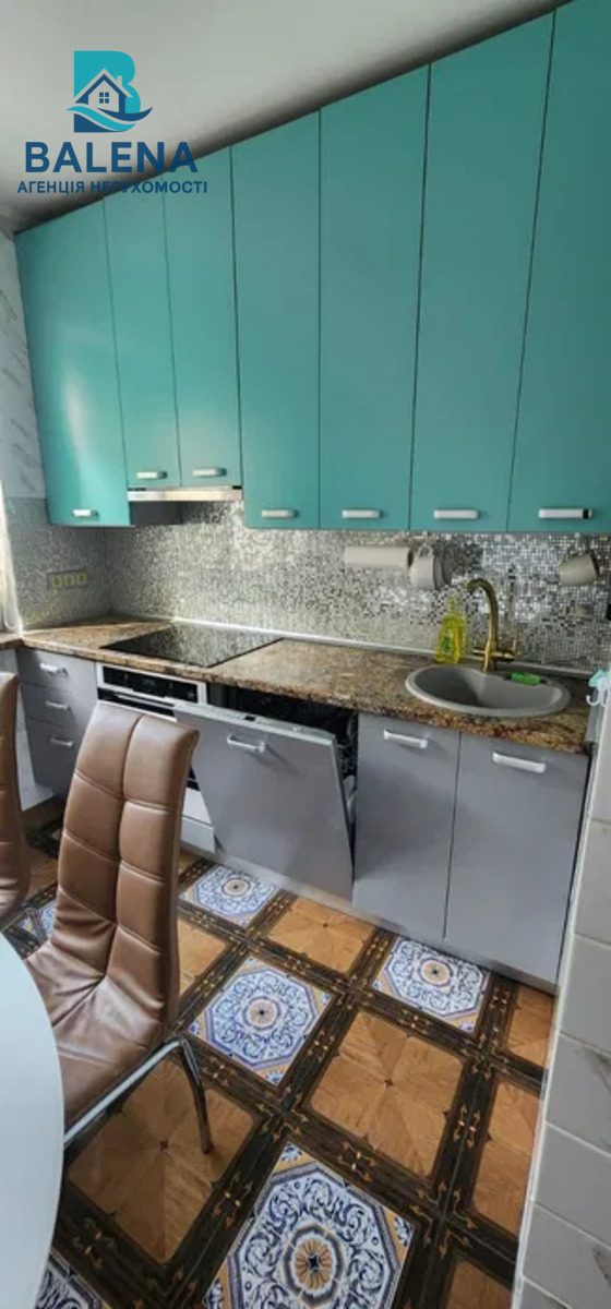 Продається квартира Київ, Печерський, Панаса Мирного вул., 11, м. Кловська фото 1 Продається квартира Київ, Печерський, Панаса Мирного вул., 11, м. Кловська фото 1