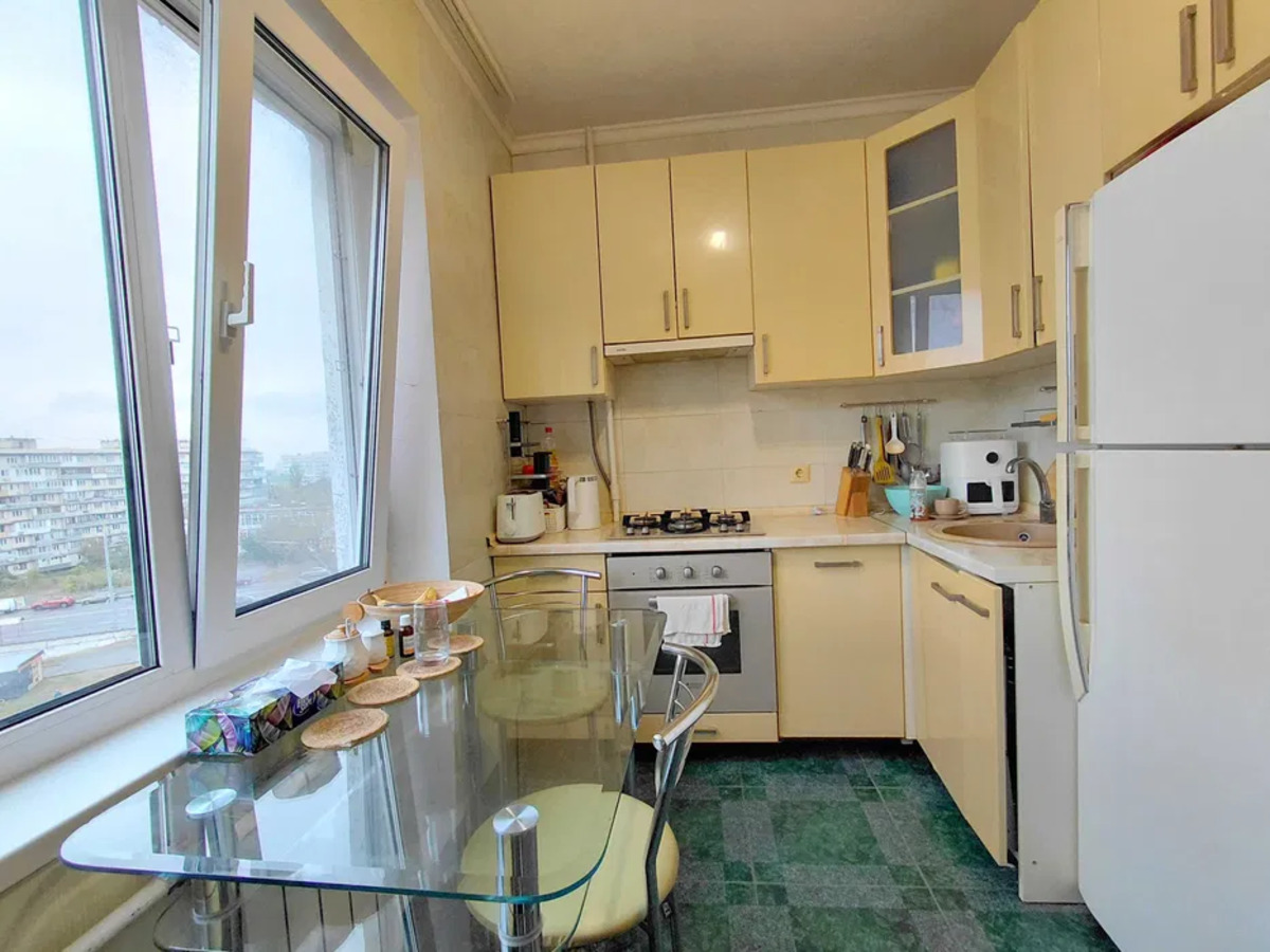 Продається квартира Київ, Оболонський, Йорданська вул. (Лайоша Гавро), 11а фото 1 Продається квартира Київ, Оболонський, Йорданська вул. (Лайоша Гавро), 11а фото 1