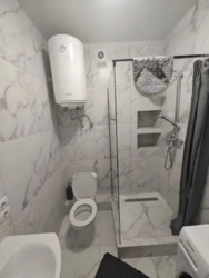 1 ������� �������, ���. ������� �, 21 � /����� 19, ���� 50400$ ���� 11