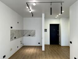   , , , ³  . (ϳ-), 10  8