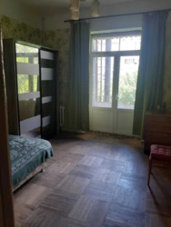 Продається 2 кімнатна сталінка Подільський р-н, вул. Вишгородська 33. фото 2 Продається 2 кімнатна сталінка Подільський р-н, вул. Вишгородська 33. фото 2