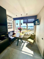 Продається квартира Київ, Дарницький, Осокорки, Зарічна вул., 1в, м. Славутич фото 1 Продається квартира Київ, Дарницький, Осокорки, Зарічна вул., 1в, м. Славутич фото 1