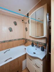 Продається квартира Київ, Оболонський, Оболонь, Левка Лук'яненка вул. (Маршала Тимошенка), 5, м. Оболонь фото 10 Продається квартира Київ, Оболонський, Оболонь, Левка Лук'яненка вул. (Маршала Тимошенка), 5, м. Оболонь фото 10