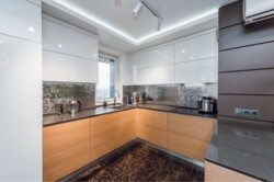 �� ������� �������� 3� 91 �2 � �������� ����� 3-� ����. �� ���� � ������� �����������. ���� 15