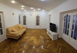 Продаж 3к квартири, 108 кв. м, на вул. Олеся Гончара 62 фото 5 Продаж 3к квартири, 108 кв. м, на вул. Олеся Гончара 62 фото 5