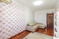 �� ���������������, �����.������������� 4�, ������, 87 �2. ���� 15