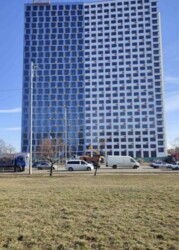 ���������� �������� 2�, � ������ ������� �� Twin House ���� 1