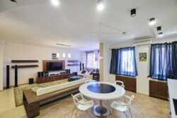 Продається квартира Клінічна вул., 23-25, Київ, Солом'янський фото 2 Продається квартира Клінічна вул., 23-25, Київ, Солом'янський фото 2