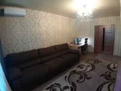 3х кім. квартира вул.Милославська 4 будинок з генератором. фото 3 3х кім. квартира вул.Милославська 4 будинок з генератором. фото 3