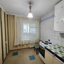 ��������� 1�. ��������, �� 5 ������ � 14, ���. ������������ 28� ���� 4